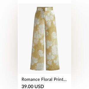 Commense NWT Floral Printed straight pants. Beautiful pants size Large.